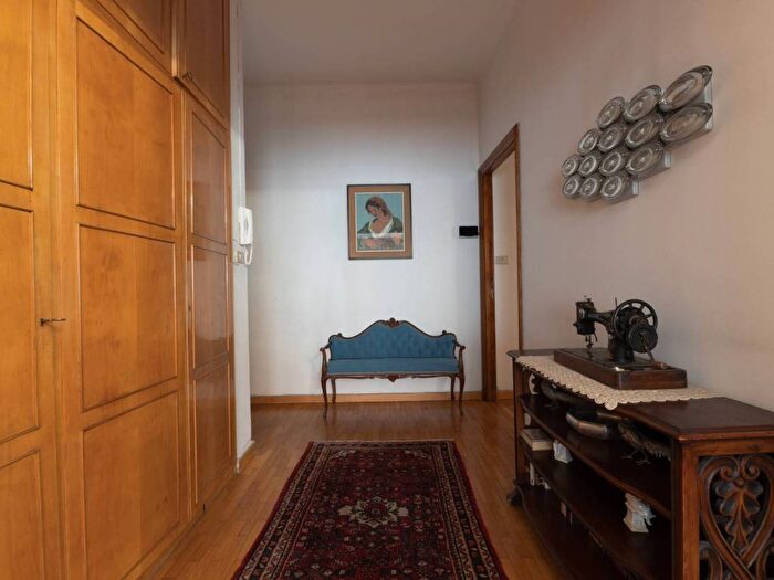 Appartamento con 5 locali in affitto in Via della Libertà, Centro Interno Ferrovia, Rapallo