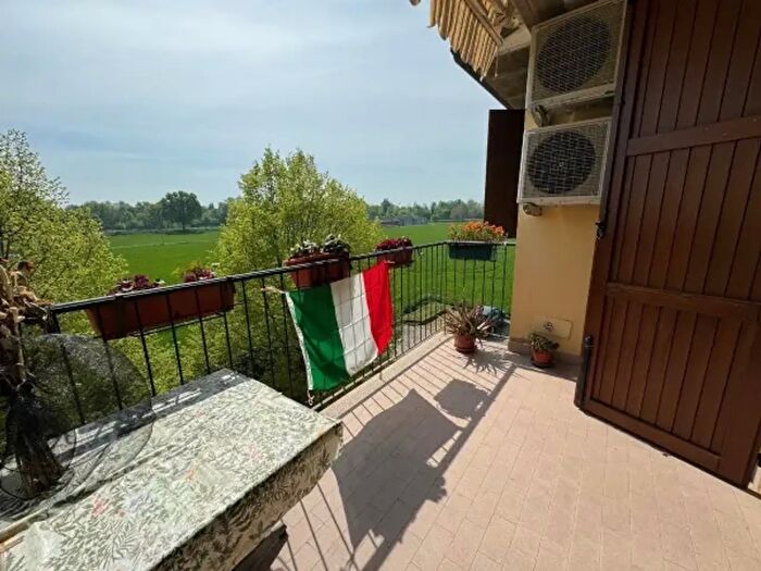 Appartamento quadrilocale in vendita in Via Maccagnano, Reggio nell'Emilia