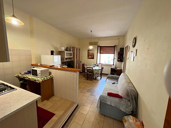 Appartamento con 6 locali in vendita in Via Vittorio Emanuele III, Calasetta