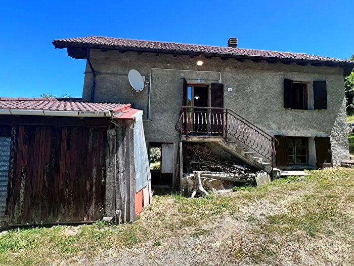 Casa quadrilocale in vendita in Località Miera, Sassello