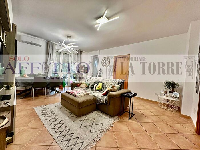 Appartamento quadrilocale in vendita in Via Tortona in Spinetta Marengo, Alessandria