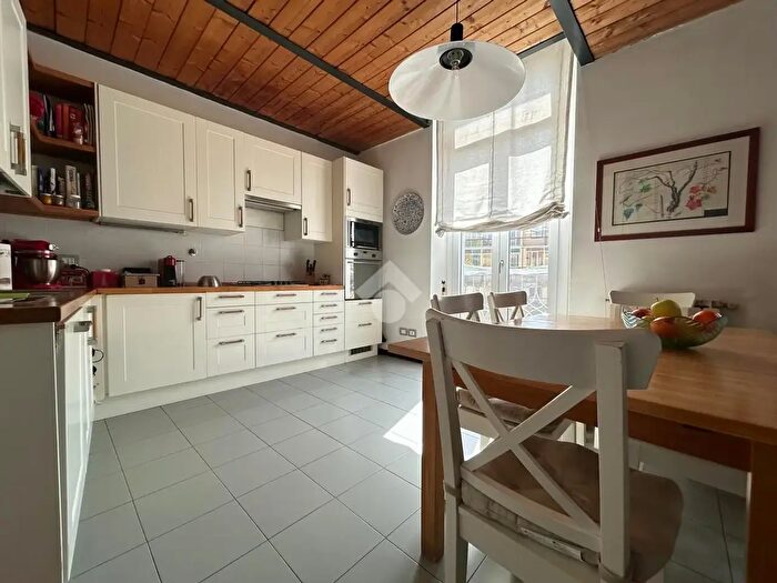 Appartamento quadrilocale in vendita in Via Aretina, Firenze