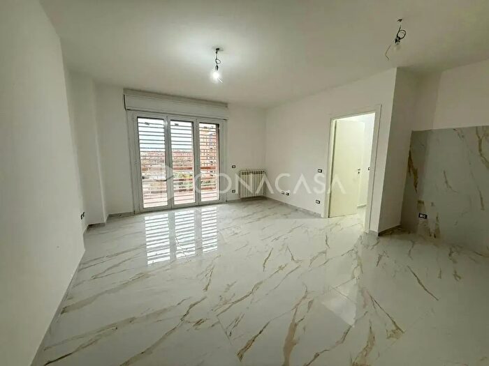 Appartamento bilocale in vendita in Via Salvatore De Lorenzo Pala, Roma