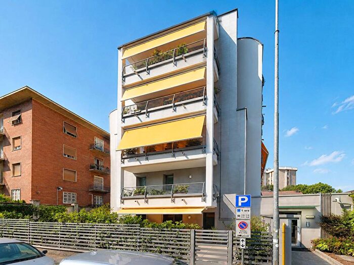Appartamento bilocale in affitto in Via Tommaso Grossi, Saronno
