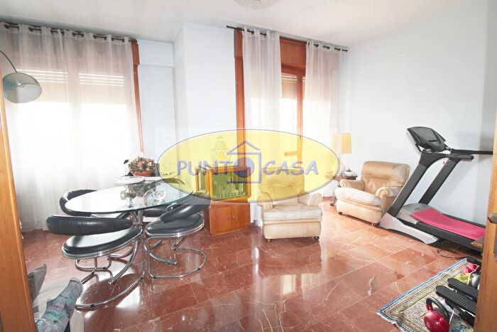 Appartamento con 5 locali in vendita in Piazza Gen Ca dalla Chiesa, Borghetto Lodigiano