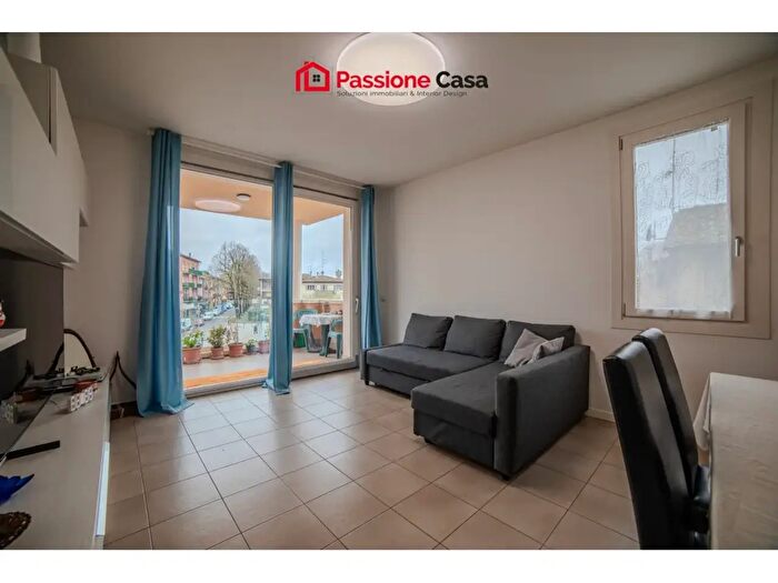 Appartamento trilocale in vendita in Piazza Fornia, Montechiarugolo