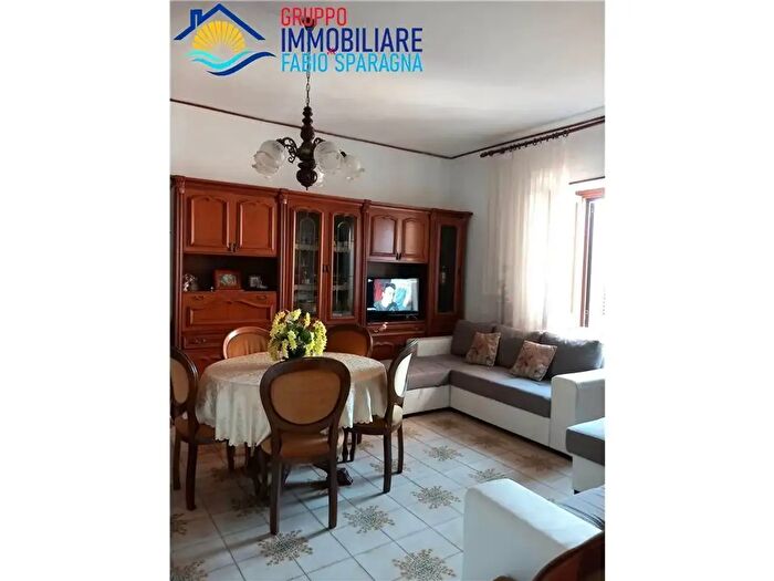Casa quadrilocale in vendita in Via Pozzo, Sessa Aurunca