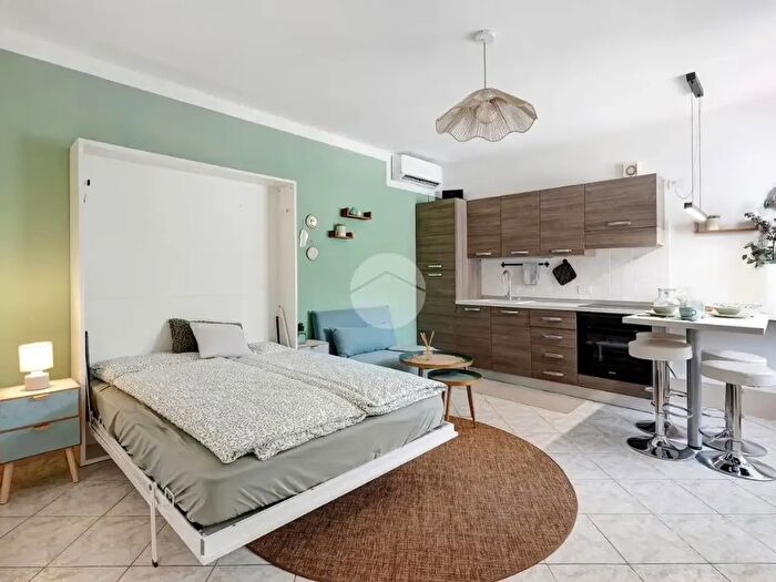 Appartamento monolocale in vendita in Via S Zeno, Desenzano Del Garda