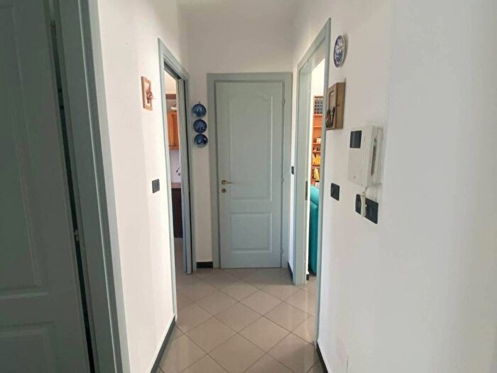 Appartamento bilocale in affitto in Via Gaetano Donizetti, Sestri Ponente, Genova