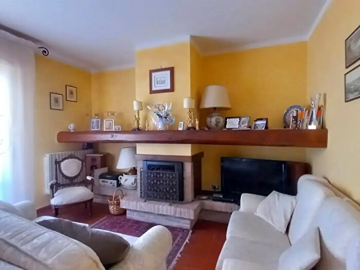Appartamento con 6 locali in vendita in Castagneto Carducci