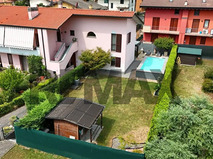Casa quadrilocale in vendita in Via Campolungo b, Carobbio Degli Angeli