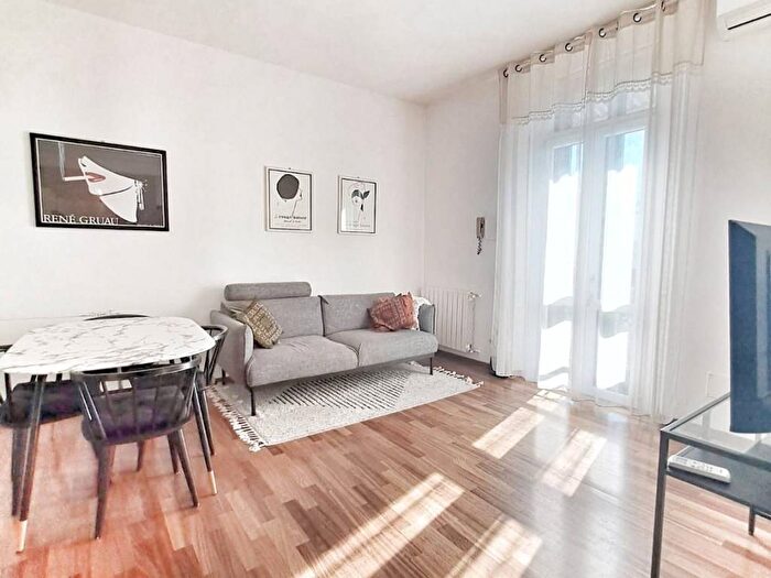 Appartamento bilocale in affitto in Via Resegone, Farini, Milano