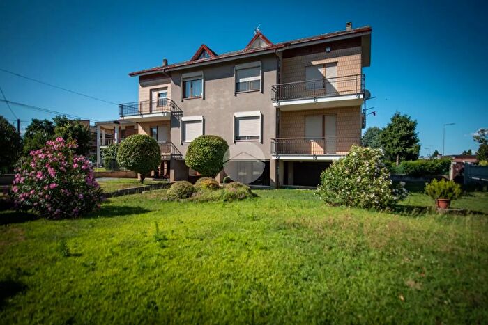 Appartamento quadrilocale in vendita in Via Asiago, Volvera