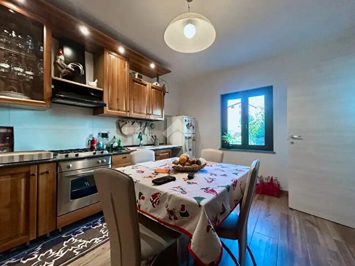 Casa trilocale in vendita in Via Giacomo Matteotti, Condove