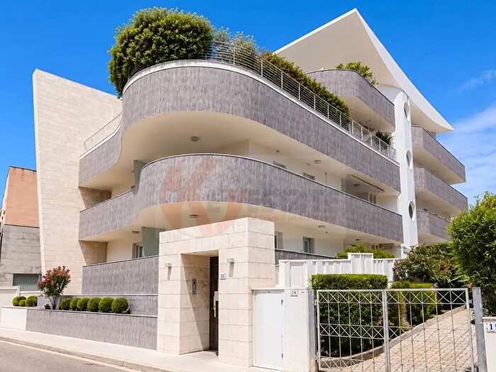 Appartamento quadrilocale in vendita in Via della Stampa, Olbia
