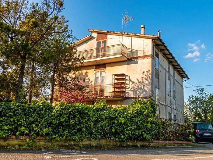Casa con 8 locali in vendita in Via San Andrea, Monte Urano