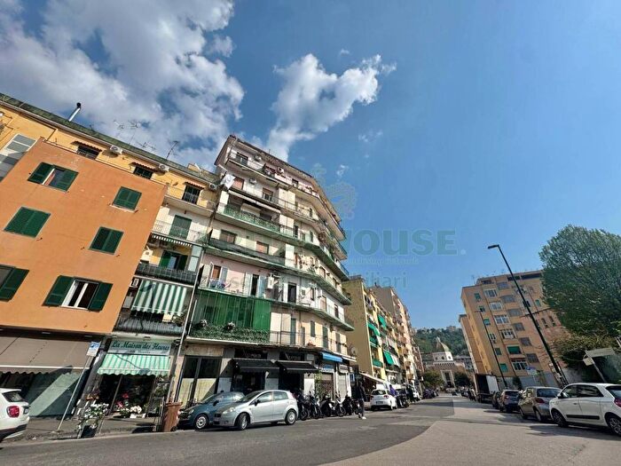 Appartamento bilocale in affitto in Via Andrea Doria, Fuorigrotta, Napoli