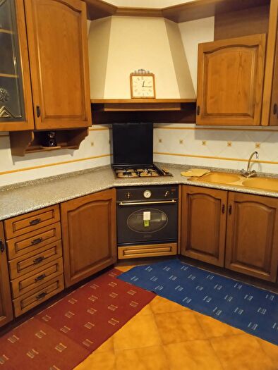 Appartamento trilocale in affitto in Lucca