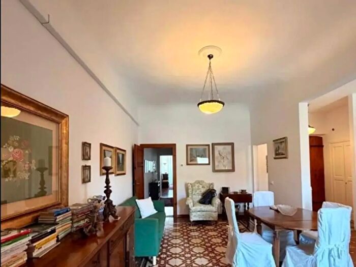 Appartamento quadrilocale in affitto in Firenze