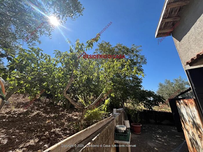 Casa quadrilocale in vendita in Baucina