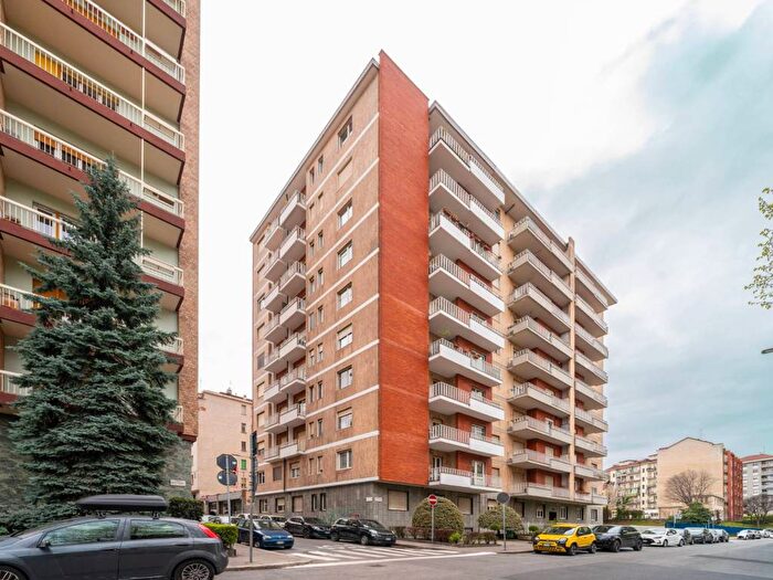 Appartamento quadrilocale in affitto in Corso Appio Claudio, Campidoglio, Torino