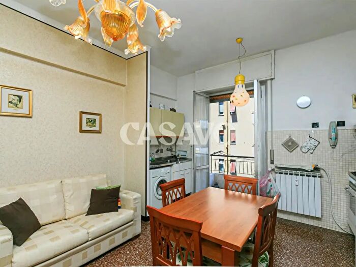 Appartamento bilocale in vendita in Via San Remo, Genova