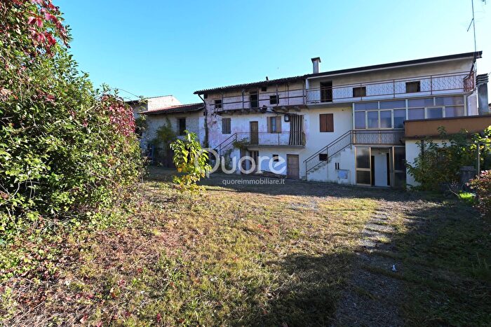 Casa con 10 locali in vendita in Via del Pasco, Campoformido
