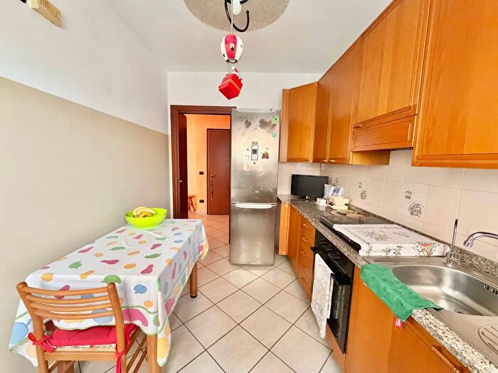 Appartamento trilocale in vendita in Via Gabriele d'Annunzio, Pioltello