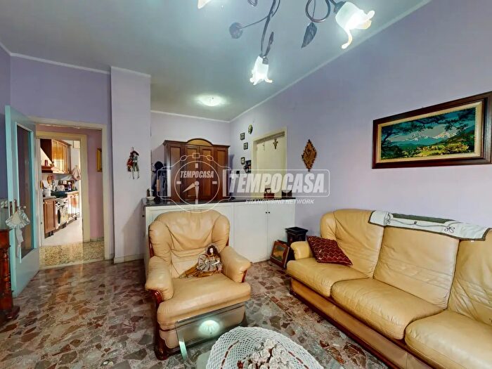 Appartamento quadrilocale in vendita in Via Roma, Teverola