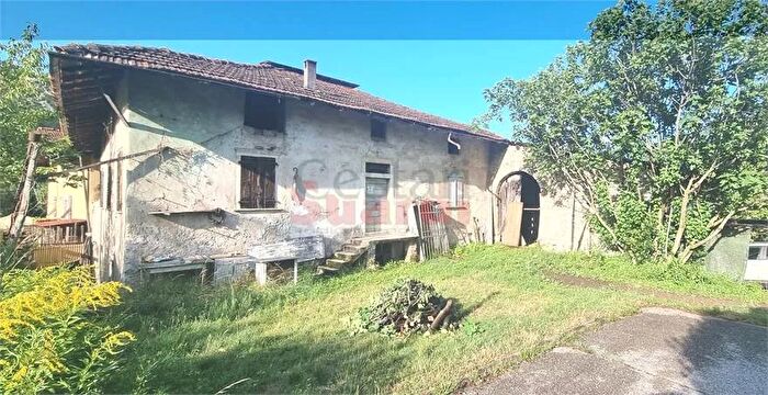 Casa con 10 locali in vendita in Rovereto Lizzana, Rovereto