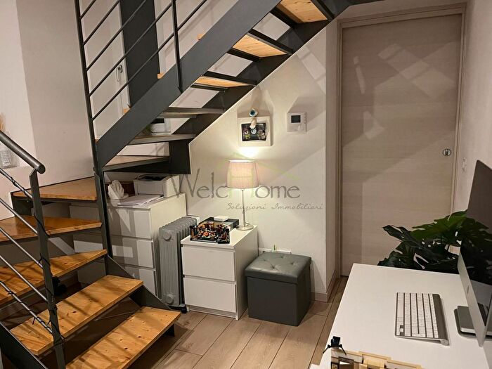 Appartamento bilocale in affitto in Via Dante Alighieri, Como