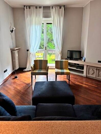 Appartamento trilocale in affitto in Via Ponte Vecchio, Gorla, Milano