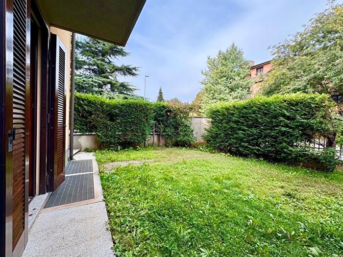 Appartamento quadrilocale in vendita in Via Volta, Concorezzo