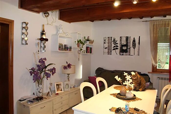 Appartamento trilocale in vendita in Via II Giugno a Certaldo Firenze, Certaldo