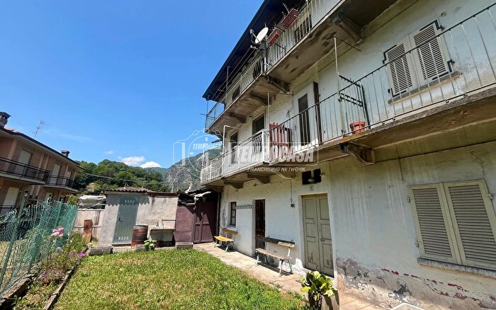 Appartamento bilocale in vendita in Via Caviglione, Pont Canavese