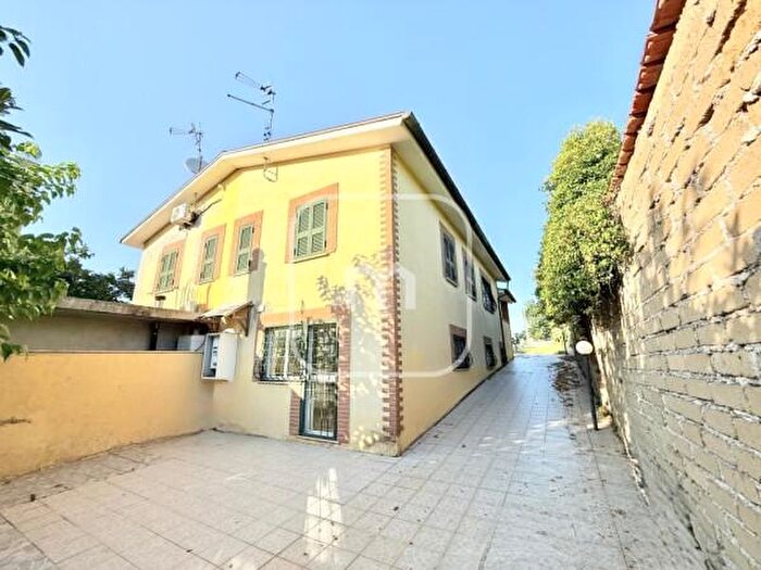 Casa trilocale in vendita in Via delle Casse, Gallicano Nel Lazio