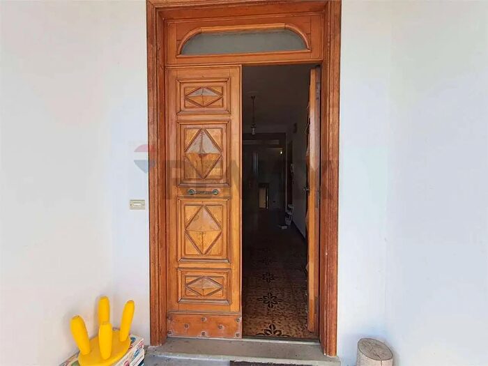 Casa con 11 locali in vendita in San Marino