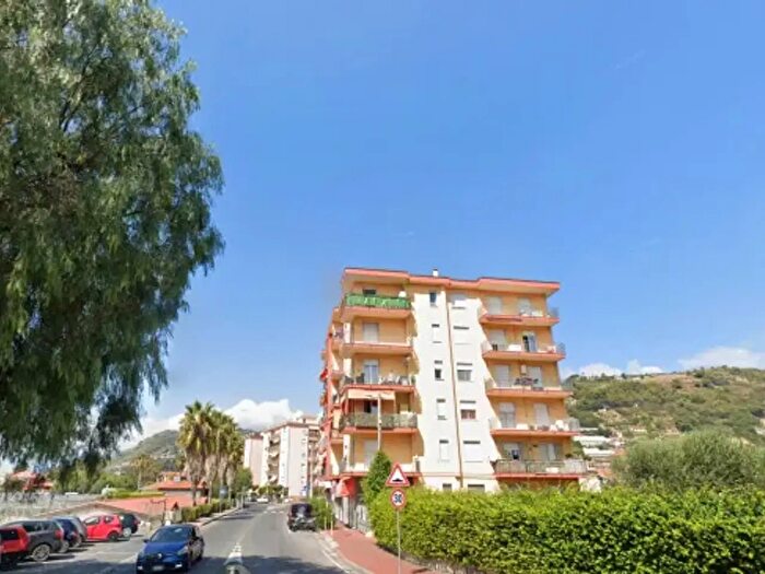 Appartamento bilocale in vendita in Via Romana, Vallecrosia