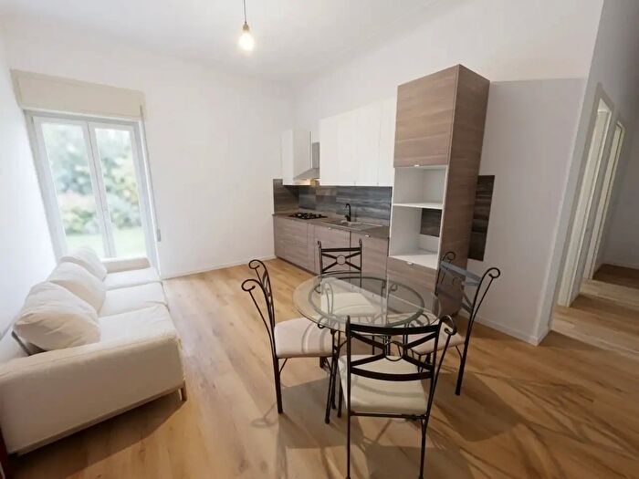 Appartamento trilocale in vendita in Via Mario Campagnoli, Novara