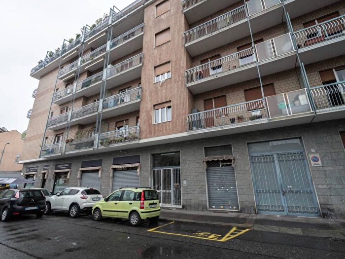 Casa trilocale in affitto in Via Vipacco, Pozzo Strada, Torino