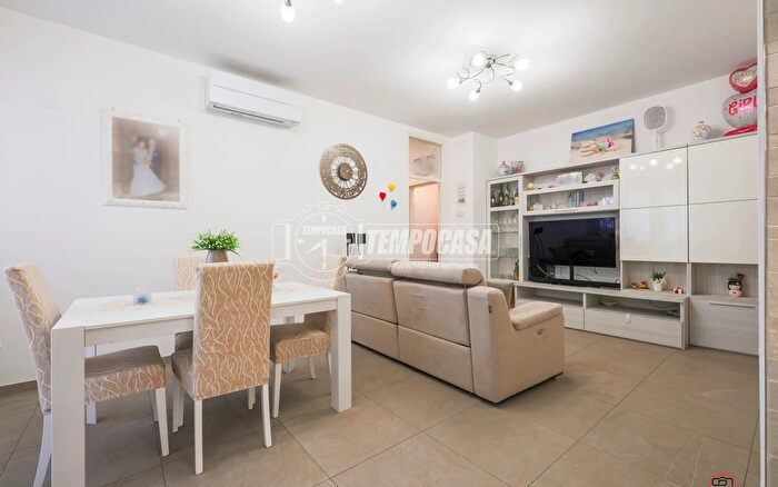 Appartamento trilocale in vendita in Via Reno, Morciano Di Romagna