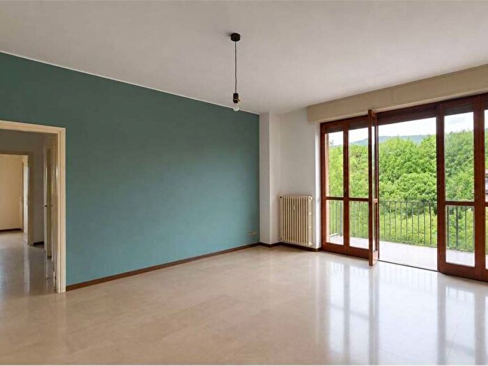 Appartamento trilocale in affitto in Via Giulio Crescenzi, Conca Fiorita, Bergamo