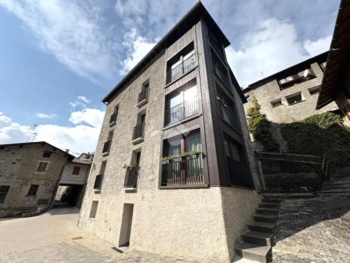 Appartamento bilocale in vendita in Via Mulin, Valdisotto