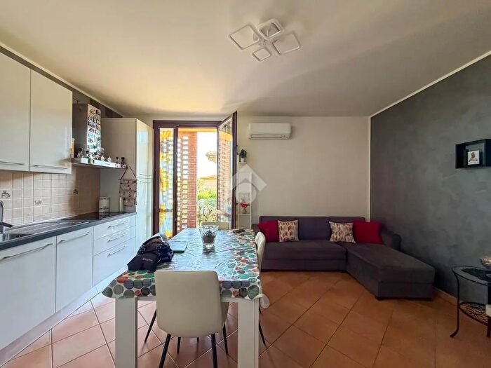 Appartamento trilocale in vendita in Via dei Mille, Santa Maria A Monte