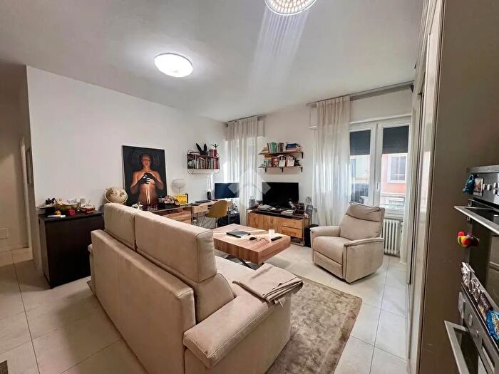 Appartamento monolocale in vendita in Via Guintellino, Milano