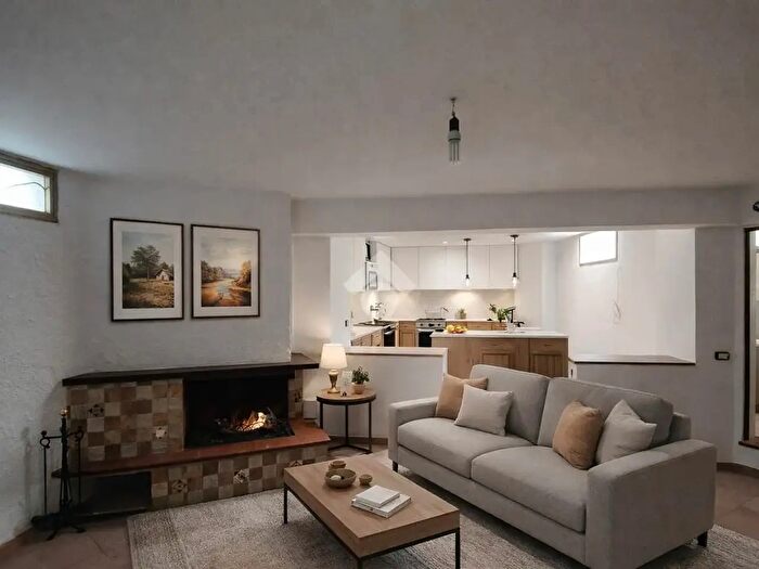 Appartamento trilocale in vendita in Via SOru E Mari, Quartu SantElena