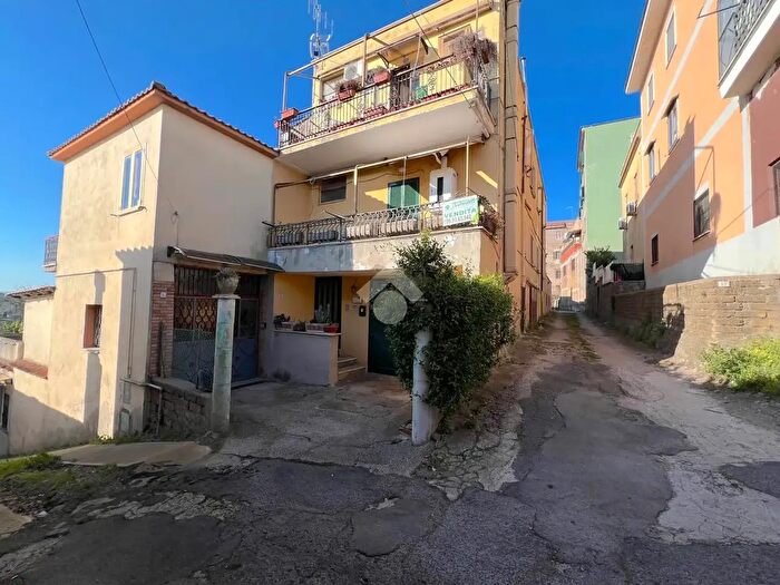 Appartamento trilocale in vendita in Vicolo Bernardino Iacobini, Lanuvio