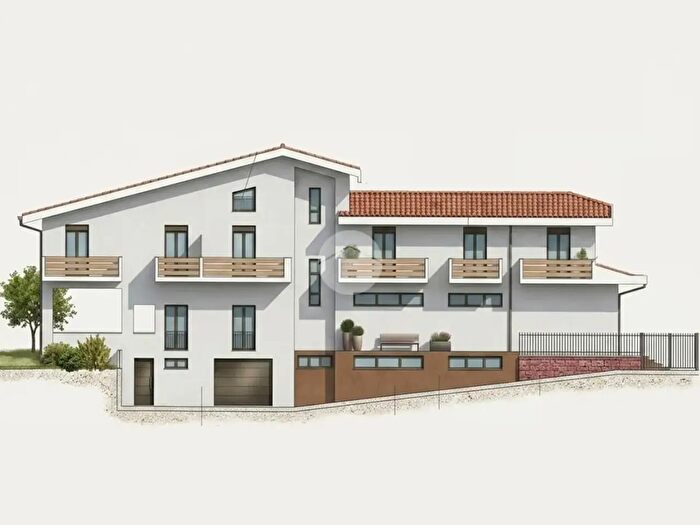 Casa con 6 locali in vendita in Via San Giustino De Jacobis, L'Aquila