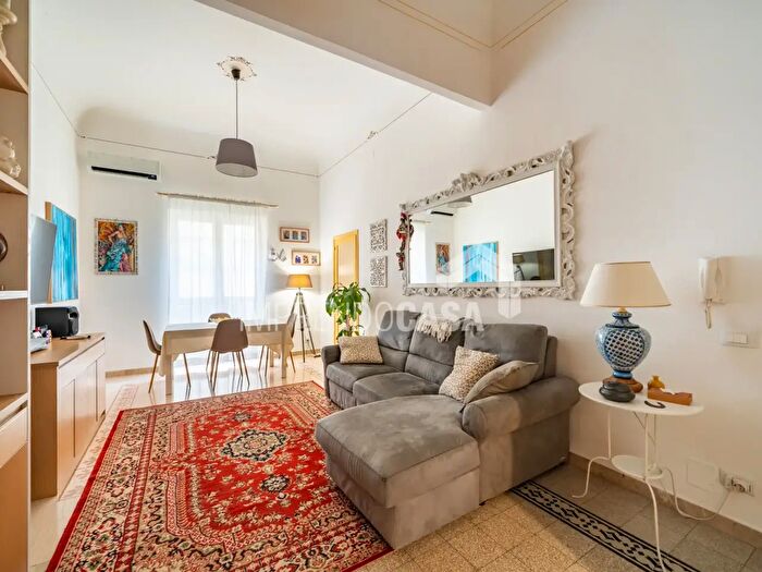 Appartamento quadrilocale in vendita in Via Benedetto Gravina, Palermo