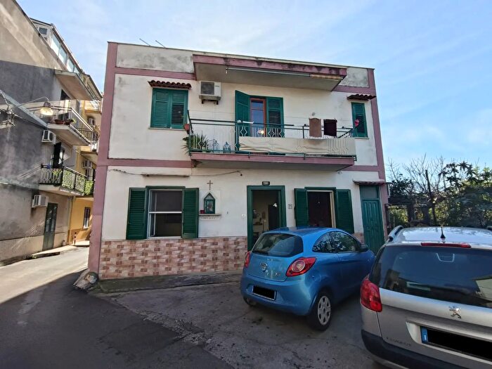 Appartamento quadrilocale in affitto in Via Mario dAleo, Palermo